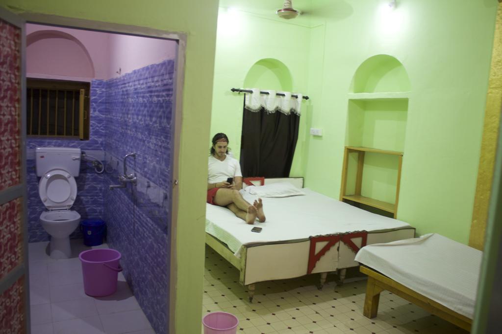 Yogi Lodge Váránaszi Kültér fotó